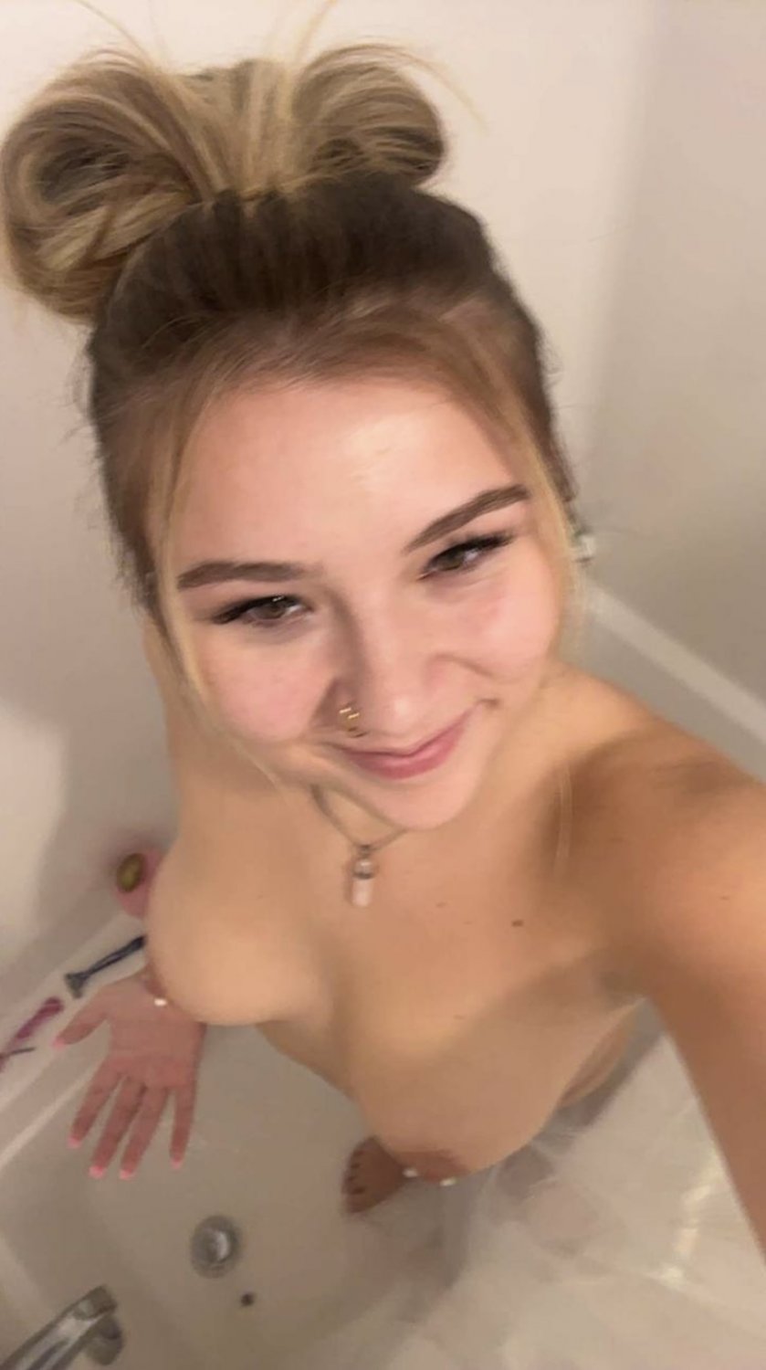 Teen Shower - College teen shower tits - Porn Videos & Photos - EroMe