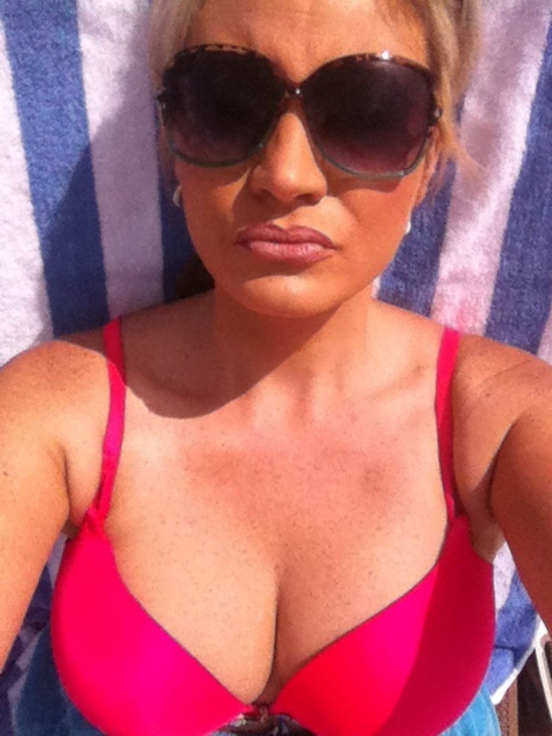 49 year old Stacy from Texas exposed. Kik bradjones77 to expose yours #wYjAPIYX