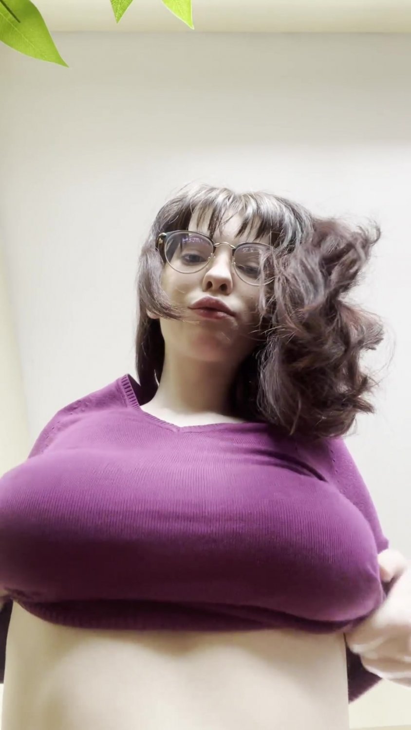 Nerdy Bitch #ROGrExiq