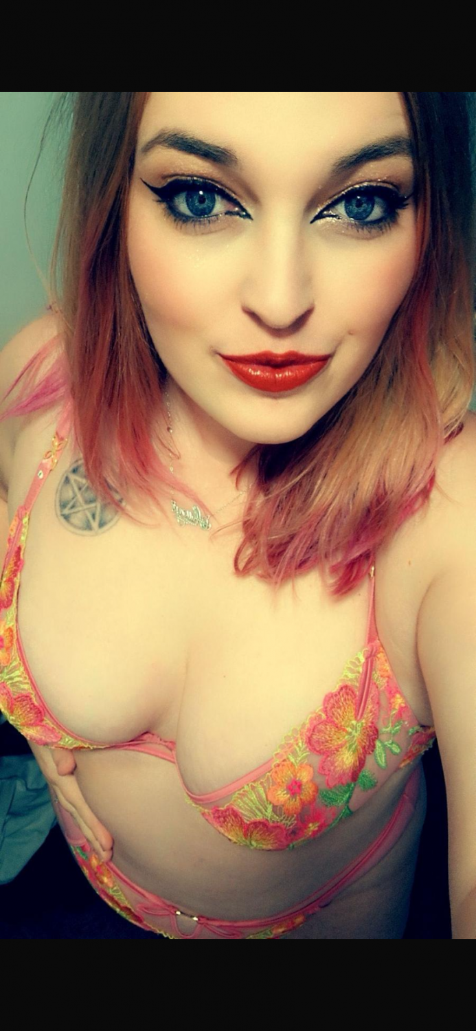 Unaware Curvy Wife Exposed #YFfqtmNp