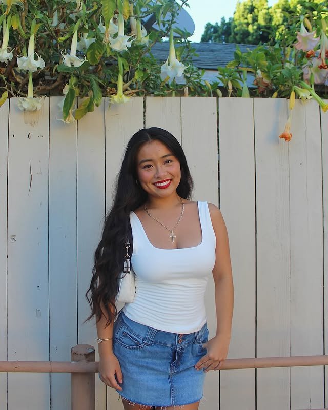 Sexy busty ABG slut Genesis pt3 #AOglOYeO